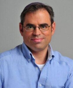 Daniel-Goldman-Picture-Blue-shirt-smiling-18-Jan-2015