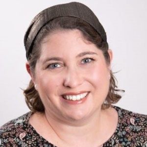 Abbi-Adest-headshot